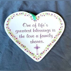NEW Purple Wall Hanging Heart Shape Ceramic Plaque
